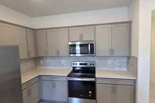 7783 SW Bentley Ln, Stuart, FL 34997 - Photo 8
