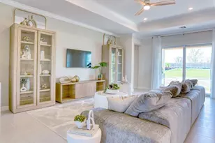 1389 SE Willow Oaks St, Port Saint Lucie, FL 34984 - Photo 4