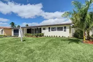 219 SE 13th St, Deerfield Beach, FL 33441 - Photo 1