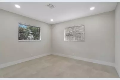 219 SE 13th Street, Deerfield Beach, FL 33441 - Photo 12