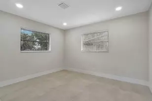 219 SE 13th St, Deerfield Beach, FL 33441 - Photo 12