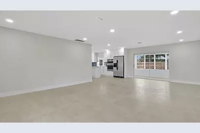 219 SE 13th Street, Deerfield Beach, FL 33441 - Photo 6