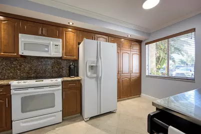 380 NW 67th Street #Apt 101, Boca Raton, FL 33487 - Photo 8