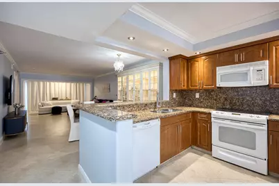380 NW 67th Street #Apt 101, Boca Raton, FL 33487 - Photo 6