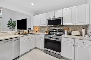 10123 N Military Trl, Palm Beach Gardens, FL 33410 - Photo 4