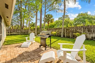 1064 Raintree Ln, Wellington, FL 33414 - Photo 30