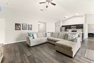 2186 SW Imperial St, Port Saint Lucie, FL 34987 - Photo 16