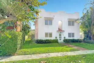 518 Biscayne Dr, West Palm Beach, FL 33401 - Photo 6