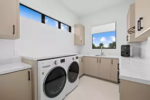 2420 NE 48th St, Lighthouse Point, FL 33064 - Photo 22