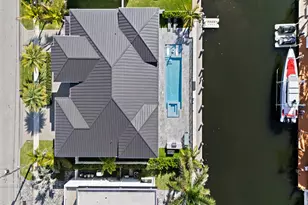 2420 NE 48th St, Lighthouse Point, FL 33064 - Photo 44