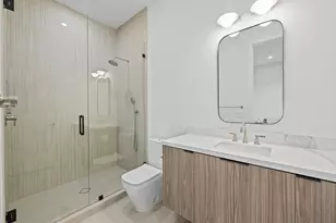 2420 NE 48th St, Lighthouse Point, FL 33064 - Photo 28