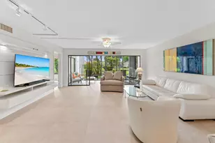 5743 Fairway Park Ct, Boynton Beach, FL 33437 - Photo 10