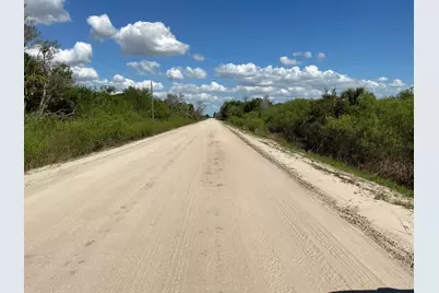 19025 NW 272nd Street, Okeechobee, FL 34972 - Photo 12