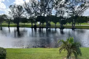 2144 Cambridge G, Deerfield Beach, FL 33442 - Photo 4