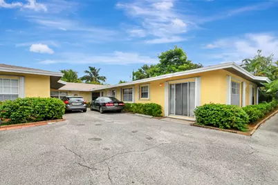 1853 Service Road, North Palm Beach, FL 33408 - Photo 1