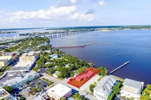 101 S Colorado Ave, Stuart, FL 34994 - Photo 1