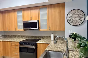 2609 NE 14th Ave, Wilton Manors, FL 33334 - Photo 2
