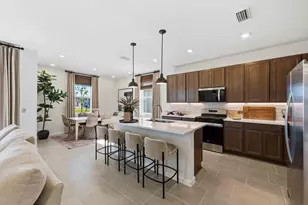 5484 NW Camberly Ct, Port Saint Lucie, FL 34987 - Photo 8