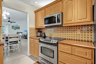 9361 SW 23rd St, Davie, FL 33324 - Photo 14