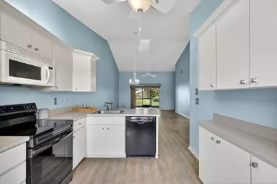 7643 SE Sugar Sand Circle, Hobe Sound, FL 33455 - Photo 10