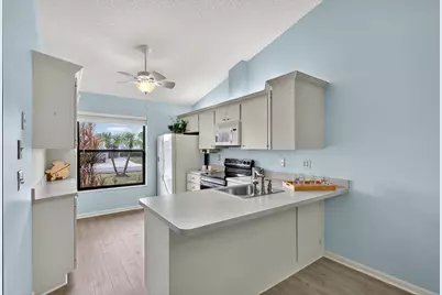 7643 SE Sugar Sand Circle, Hobe Sound, FL 33455 - Photo 4