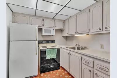 289 Fanshaw #G, Boca Raton, FL 33434 - Photo 10