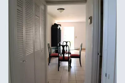 39 Valencia, Delray Beach, FL 33446 - Photo 6