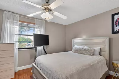 301 SW 158th Terrace #204, Pembroke Pines, FL 33027 - Photo 34