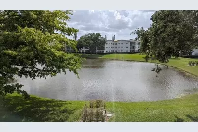 288 Fanshaw #G, Boca Raton, FL 33434 - Photo 2