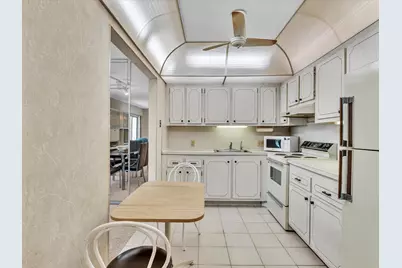 288 Fanshaw #G, Boca Raton, FL 33434 - Photo 6