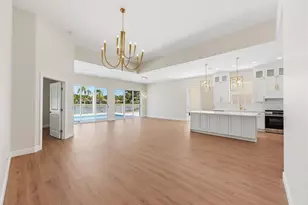 283 Kelsey Park Cir, Palm Beach Gardens, FL 33410 - Photo 6