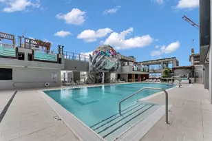 20 NE 11th St, Miami, FL 33132 - Photo 16