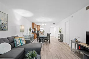 9350 Sunrise Lakes Blvd, Sunrise, FL 33322 - Photo 4