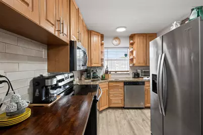 9350 Sunrise Lakes Boulevard #205, Sunrise, FL 33322 - Photo 12