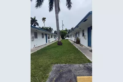 237 SE Park Street SE #A, Dania Beach, FL 33004 - Photo 1