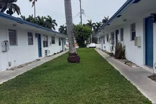 237 SE Park Street SE, Dania Beach, FL 33004 - Photo 1