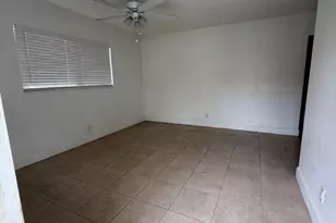 237 SE Park Street SE, Dania Beach, FL 33004 - Photo 2