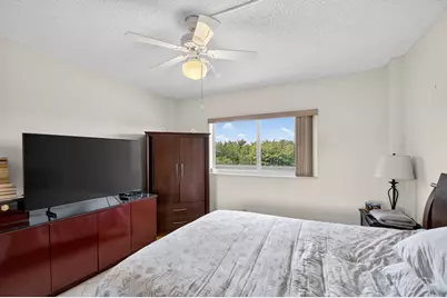 3326 Arcara Way, Greenacres, FL 33467 - Photo 18