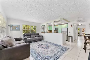 269 S Ventnor S, Deerfield Beach, FL 33442 - Photo 2