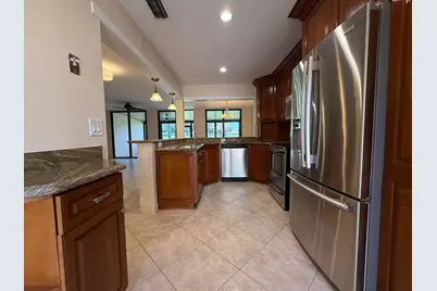 717 Windermere Way, Palm Beach Gardens, FL 33418 - Photo 2