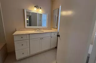 717 Windermere Way, Palm Beach Gardens, FL 33418 - Photo 16