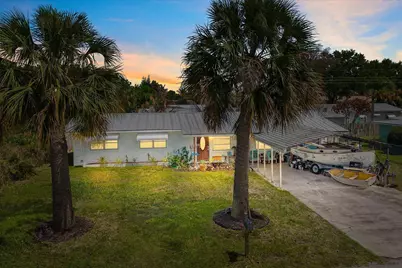 3141 NE Spruce Ridge Avenue, Jensen Beach, FL 34957 - Photo 2