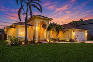 5785 NW Dublin Dr, Port Saint Lucie, FL 34986 - Photo 1