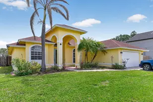 5785 NW Dublin Dr, Port Saint Lucie, FL 34986 - Photo 2