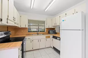 3804 Devenport Ct, Greenacres, FL 33463 - Photo 8