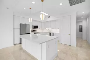 550 SE Mizner Blvd, Boca Raton, FL 33432 - Photo 8