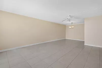 111 N Pompano Beach Boulevard #1507, Pompano Beach, FL 33062 - Photo 6