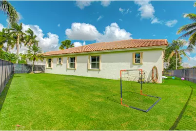 2563 Jardin Lane, Weston, FL 33327 - Photo 32