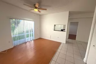 2331 NW 96th Terrace, Pembroke Pines, FL 33024 - Photo 2