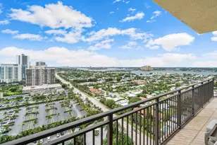 3800 N Ocean Dr, Riviera Beach, FL 33404 - Photo 16